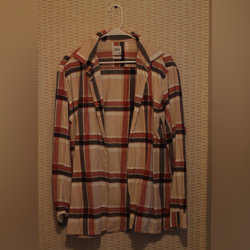 Zara Men’s Flannel Long Sleeve Size Large.